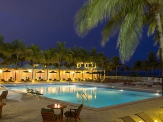 8-BH_Gallery_SeaView-Pool-night