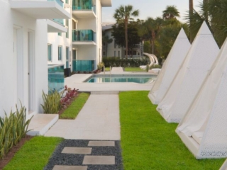 BH_BeachHaus_Gallery_Pool-Area