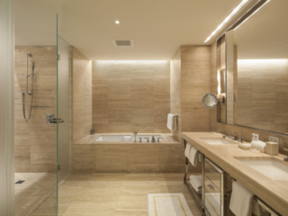 Presidential Suite – Bathroom (1)