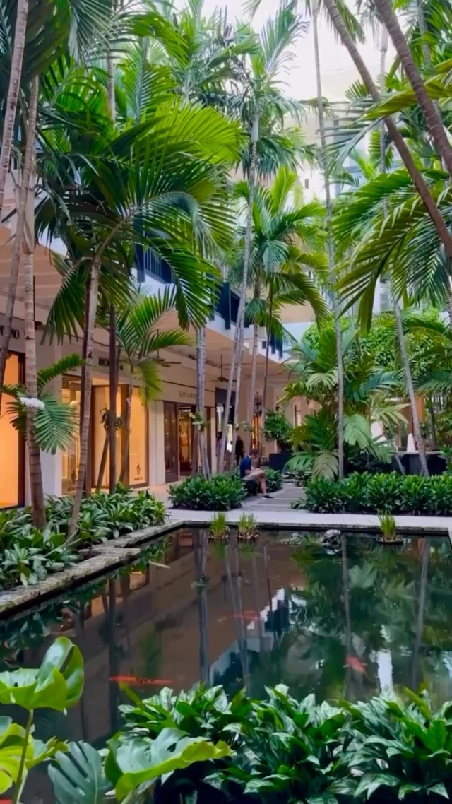 Bal Harbour Village, Miami Beach, Florida Bal Harbour Village, Miami Beach, Florida